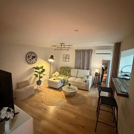 Chaleureux Apartament